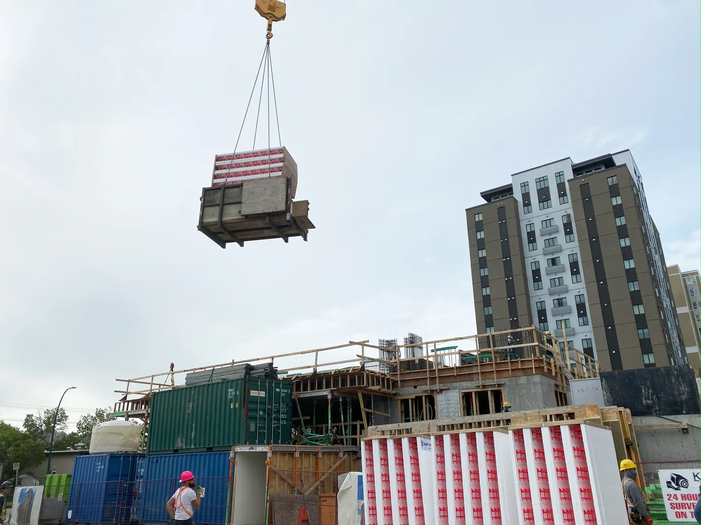 Kanas 16 Story High Rise — Manufacturer reference